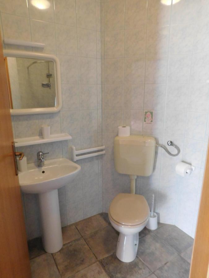 Apartments By The Sea Slatine, Ciovo - 1128 Екстериор снимка