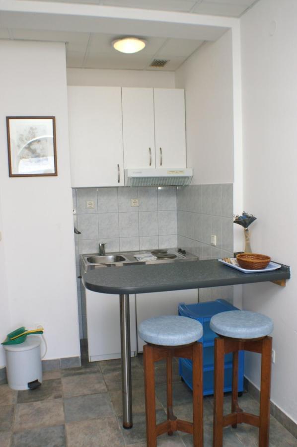 Apartments By The Sea Slatine, Ciovo - 1128 Екстериор снимка