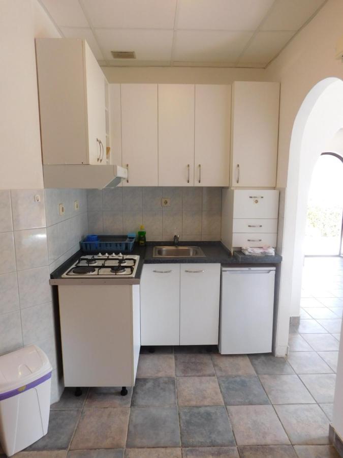 Apartments By The Sea Slatine, Ciovo - 1128 Екстериор снимка