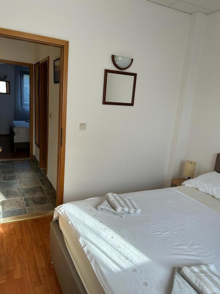 Apartments By The Sea Slatine, Ciovo - 1128 Стая снимка