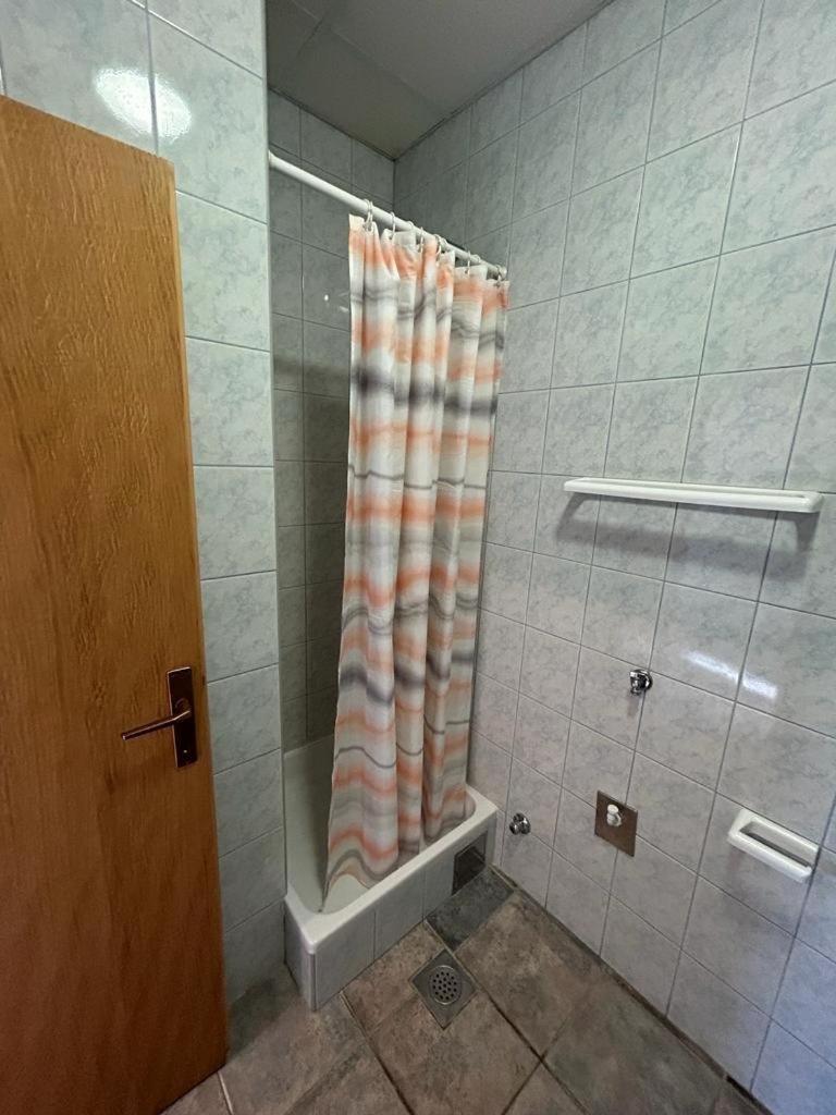 Apartments By The Sea Slatine, Ciovo - 1128 Екстериор снимка
